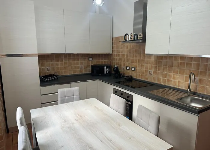 Casa Nanda カッラーラ